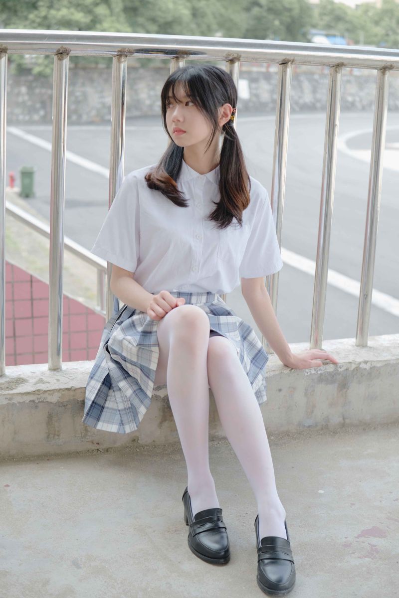3158-森萝财团-压缩版萝莉系列写真视图合集[441套-70G]